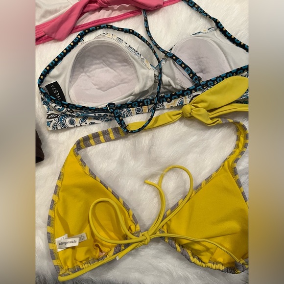 Bikini 👙 Tops - Picture 6 of 8